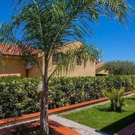 Ferienwohnung Fuer 6 Personen Ca 75 Qm In Cefalu, Sizilien Nordkueste Von Sizilien - B59118 * Cefalu